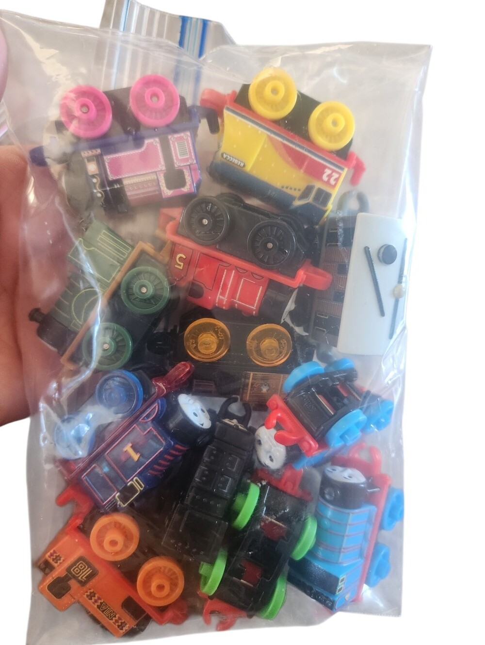 12 Thomas & Friends Mini Trains